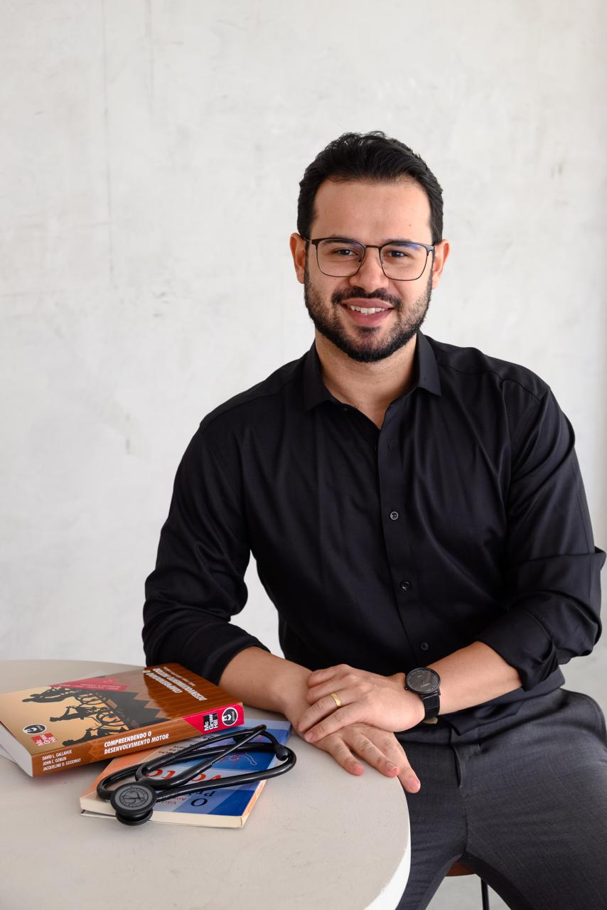 Caio fisioterapeuta pediátrico